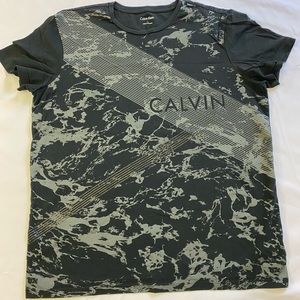Short sleeve shirt